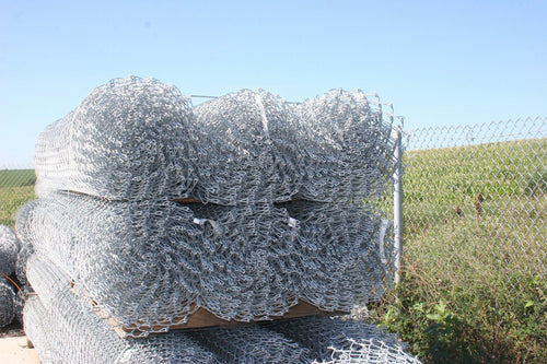 84" x 9-gauge x 2" Knuckle-Knuckle Galvanized Commercial Wire for Chain Link Fences - BUY PER FOOT