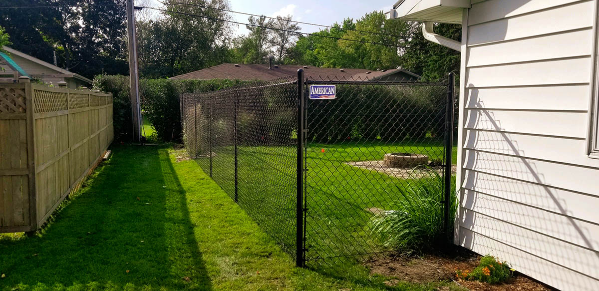 6' Black Vinyl Chain Link Complete Fence Packages – Pros America's ...