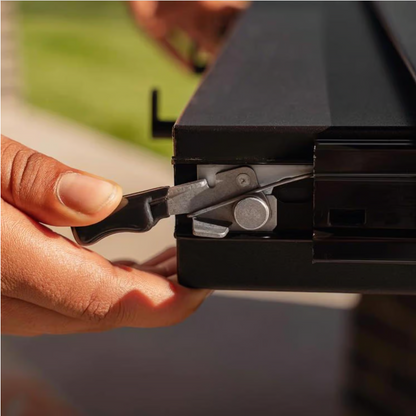 Blackstone Iron Forged 4 Burner Liquid Propane Outdoor Griddle with Hood Black